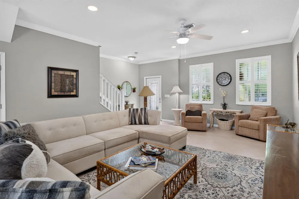 319 E BAY CEDAR CIRCLE Jupiter, FL 33458