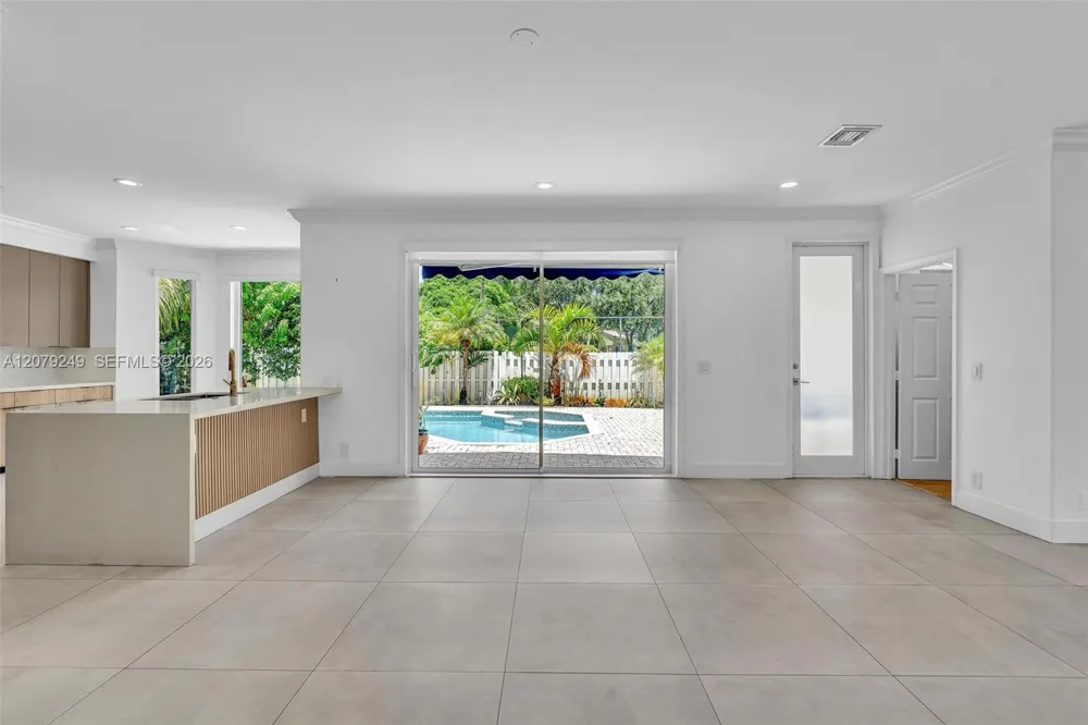 3433 SW 52nd ct Hollywood, FL 33312