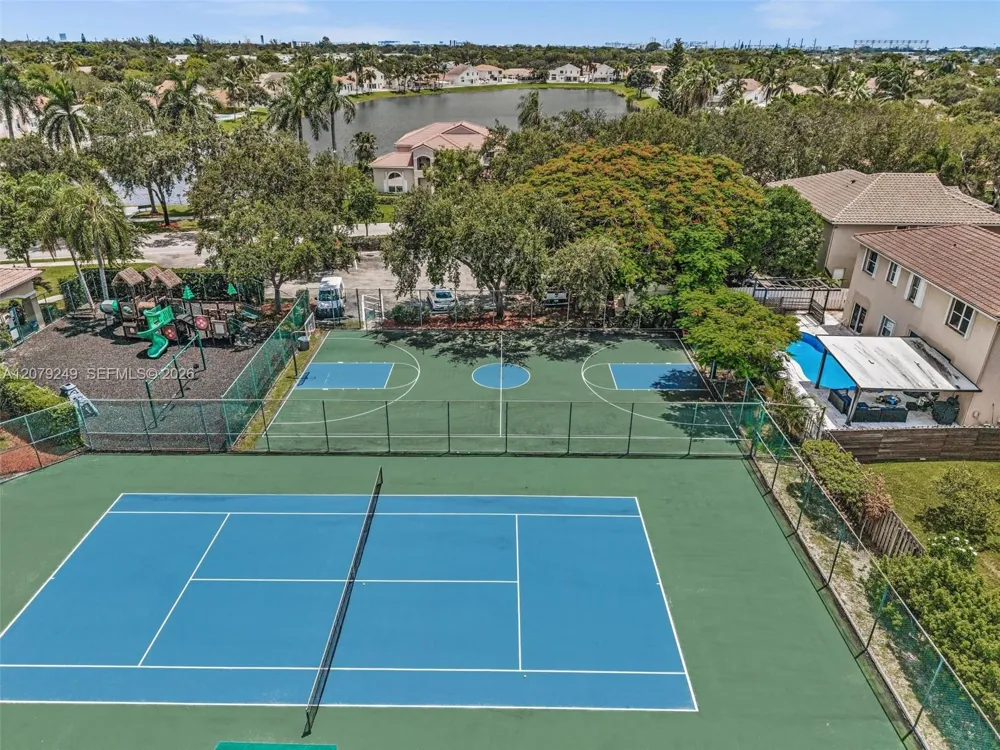 3433 SW 52nd ct Hollywood, FL 33312