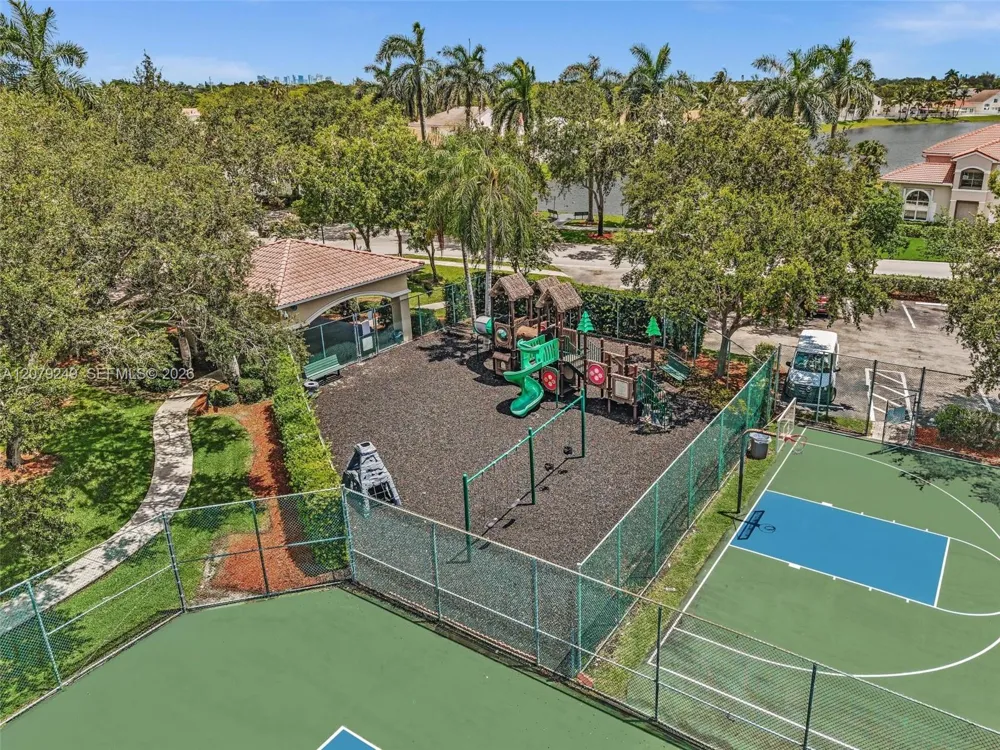 3433 SW 52nd ct Hollywood, FL 33312