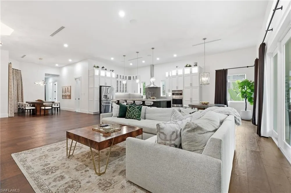 2751 68th Street SW Naples, FL 34105
