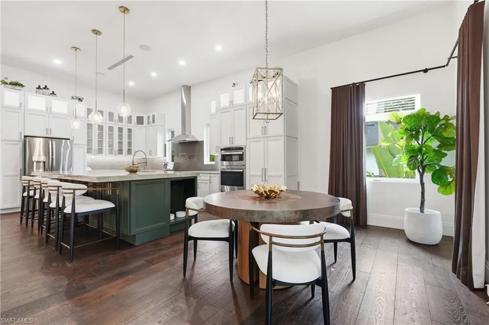 2751 68th Street SW Naples, FL 34105
