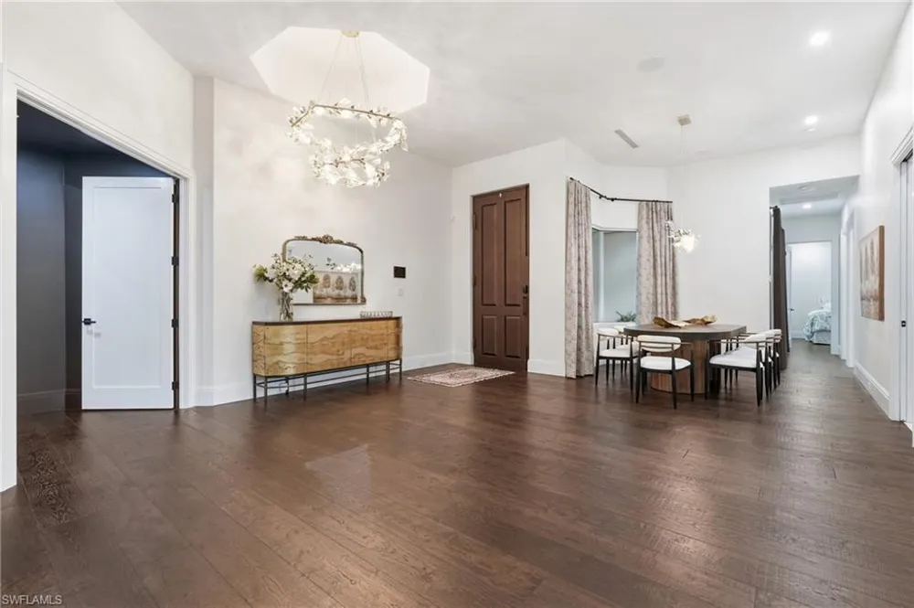 2751 68th Street SW Naples, FL 34105