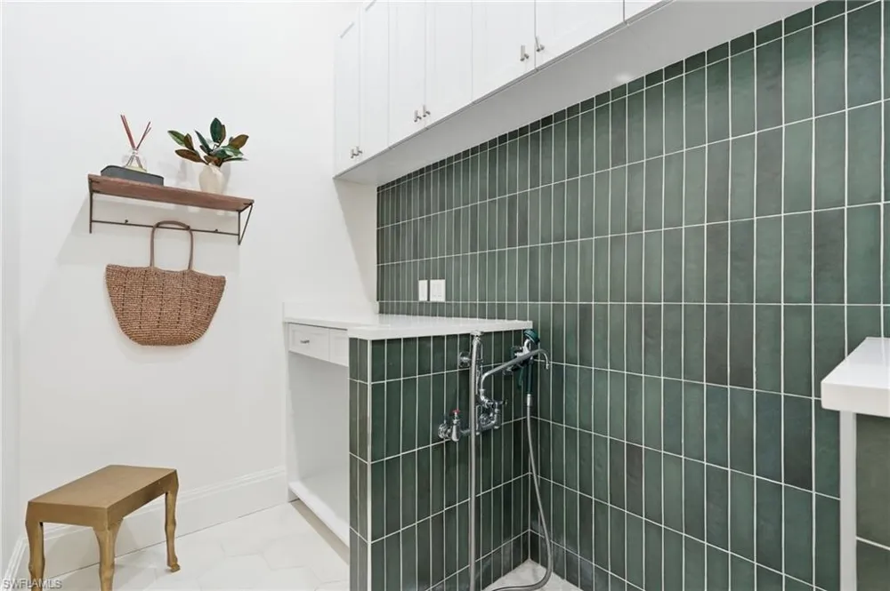 2751 68th Street SW Naples, FL 34105
