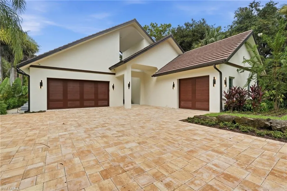 2751 68th Street SW Naples, FL 34105