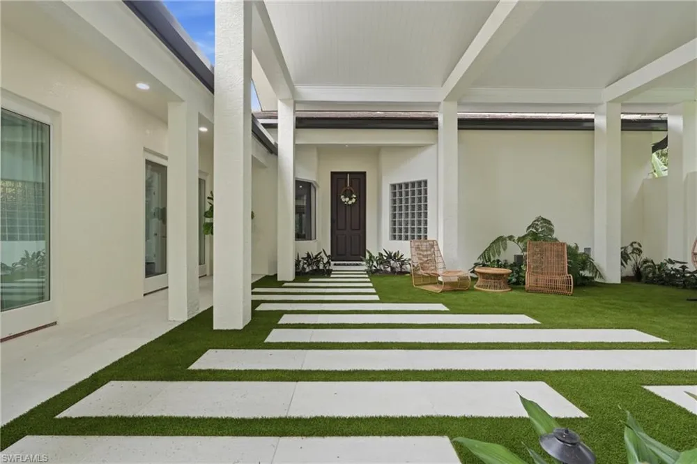 2751 68th Street SW Naples, FL 34105