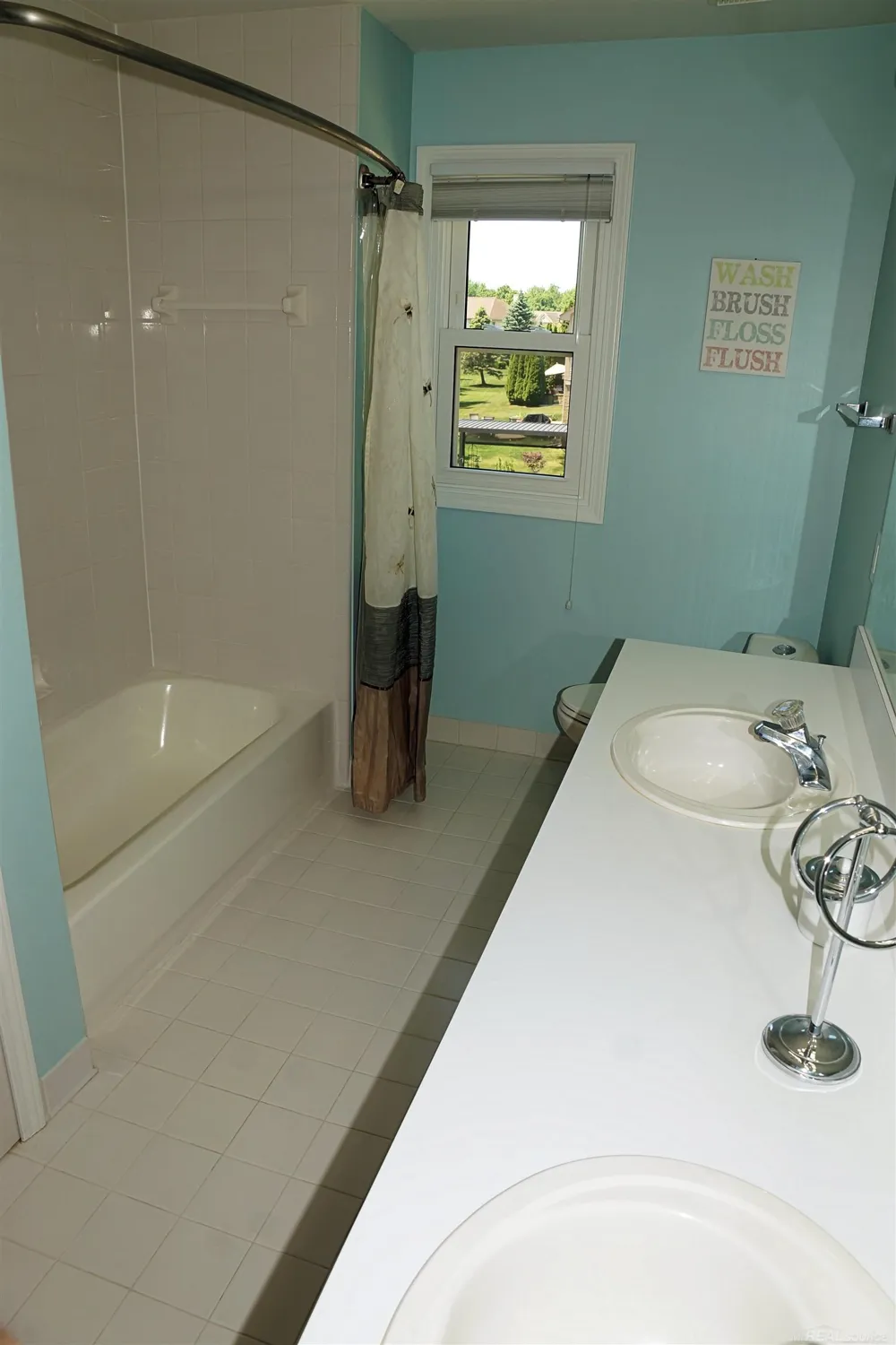 45875 Fountain View Drive Canton Charter Township, MI 48188