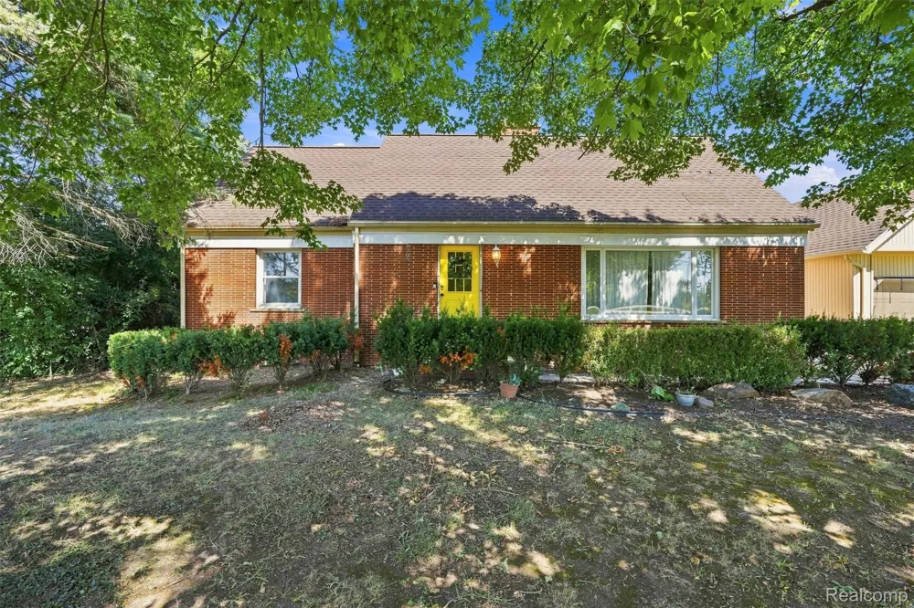 49940 Proctor Road Canton Charter Township, MI 48188