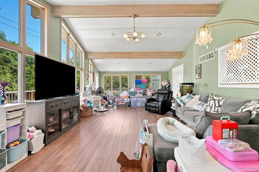 49940 Proctor Road Canton Charter Township, MI 48188