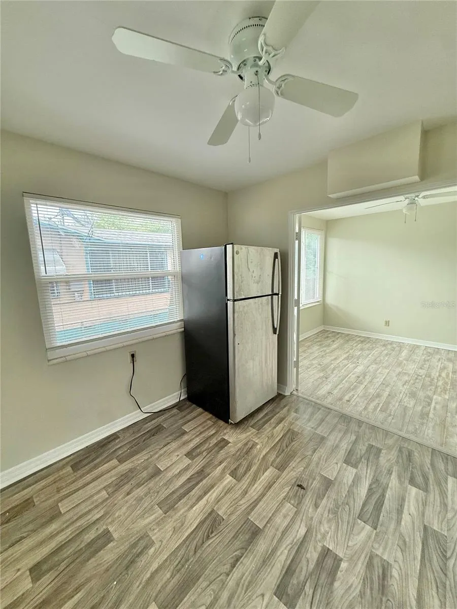 4618 18TH AVENUE S St Petersburg, FL 33711