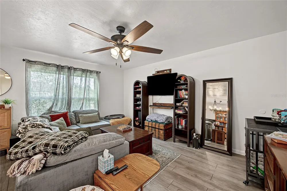 3934 SW 26TH DRIVE #5 Gainesville, FL 32608