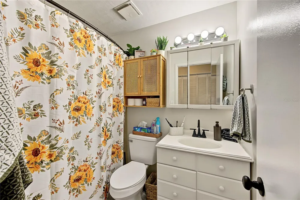 3934 SW 26TH DRIVE #5 Gainesville, FL 32608