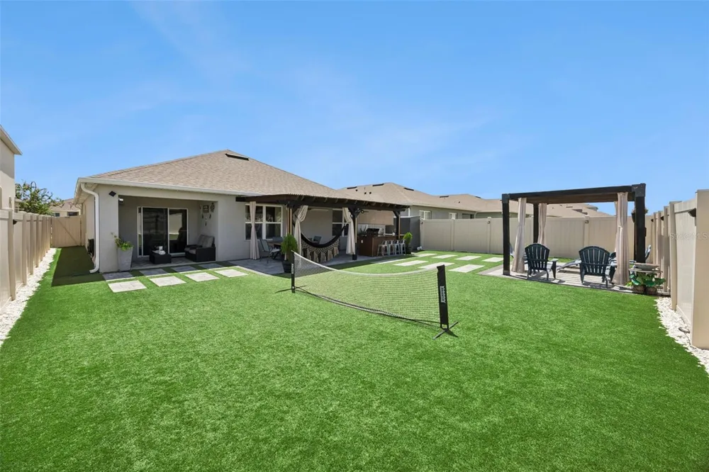 5633 WINONA DRIVE St Cloud, FL 34771
