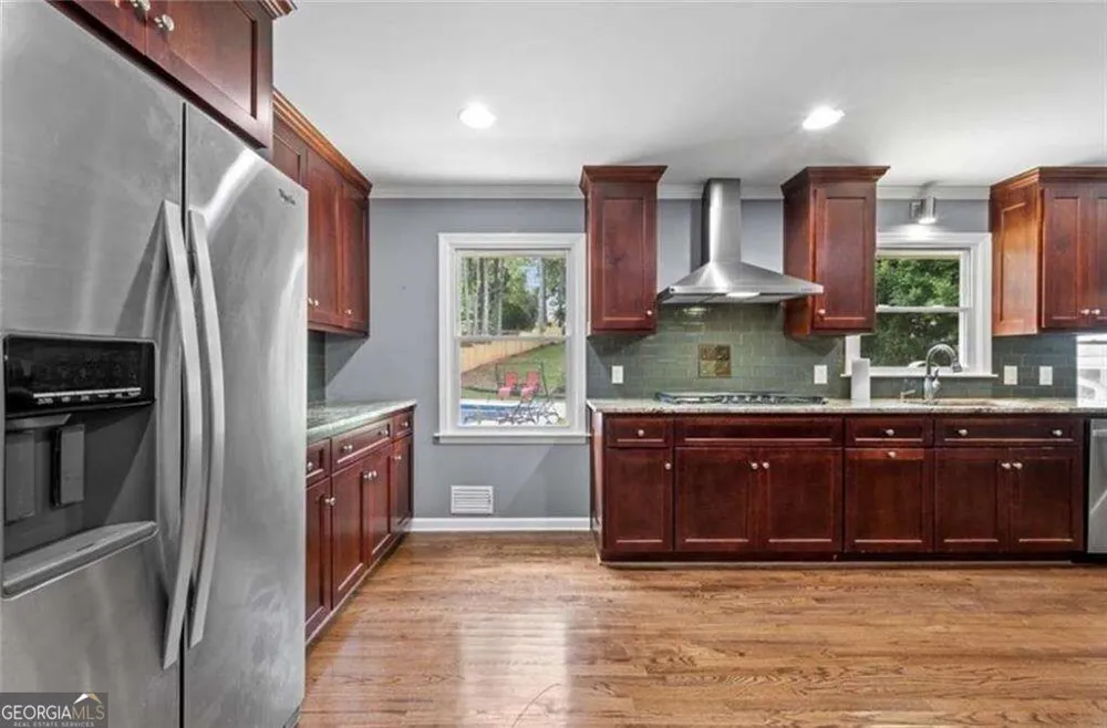 392 Heritage LN Alpharetta, GA 30009