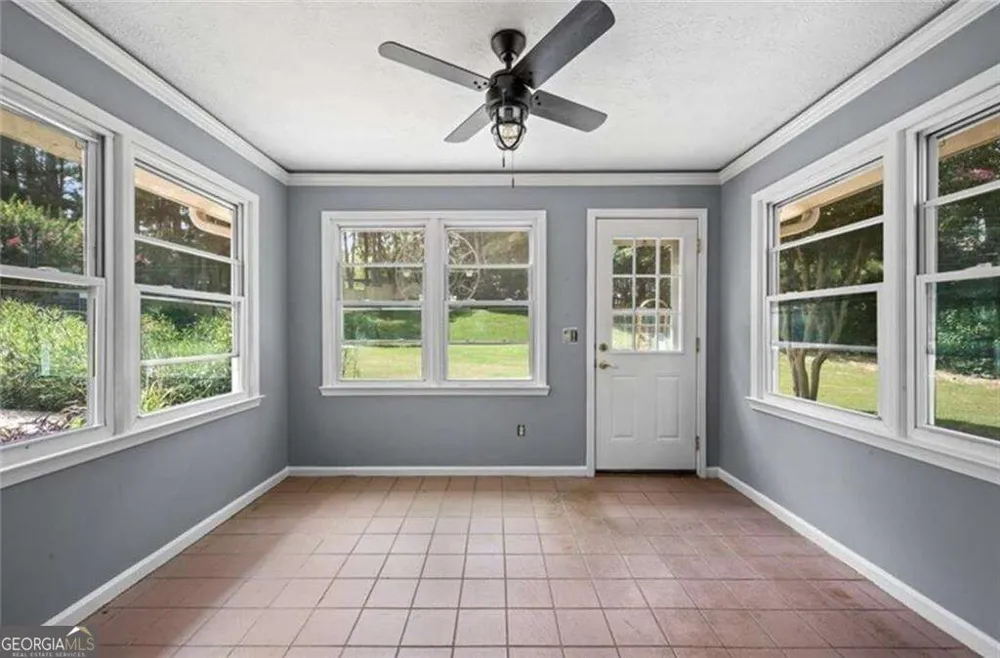 392 Heritage LN Alpharetta, GA 30009