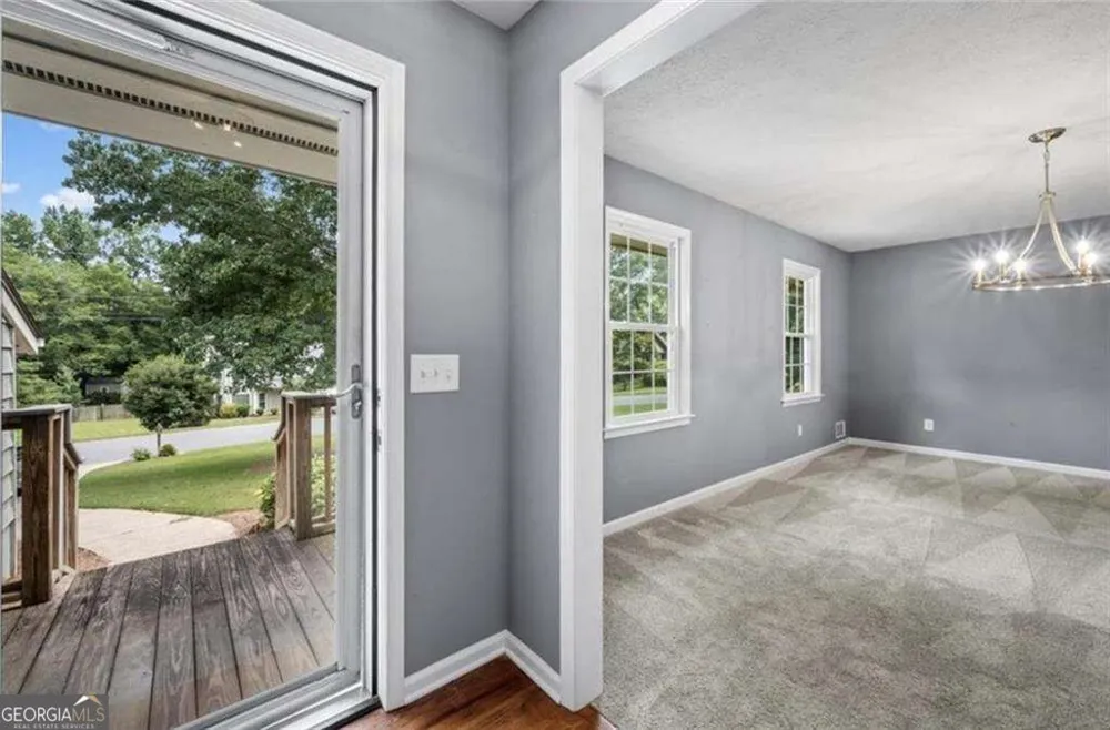 392 Heritage LN Alpharetta, GA 30009
