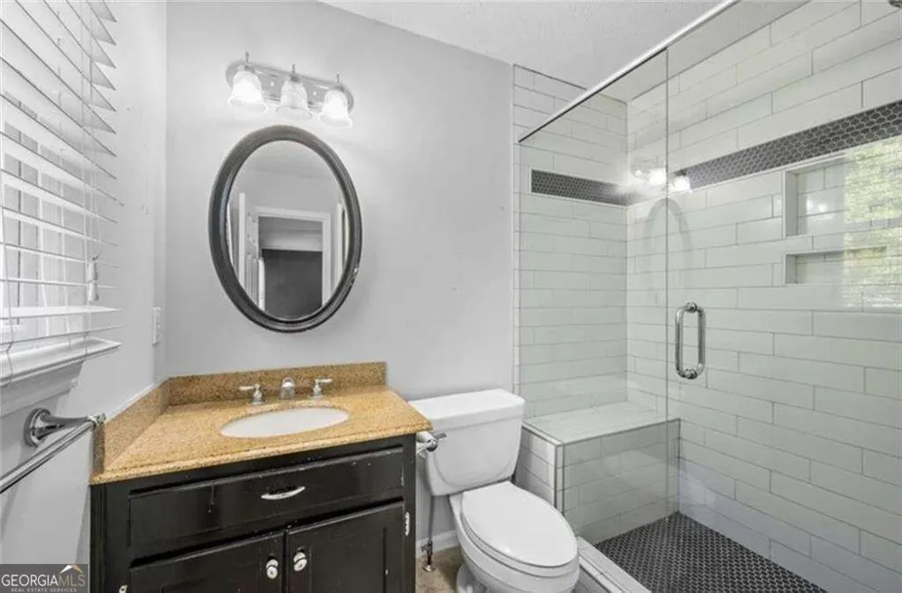 392 Heritage LN Alpharetta, GA 30009