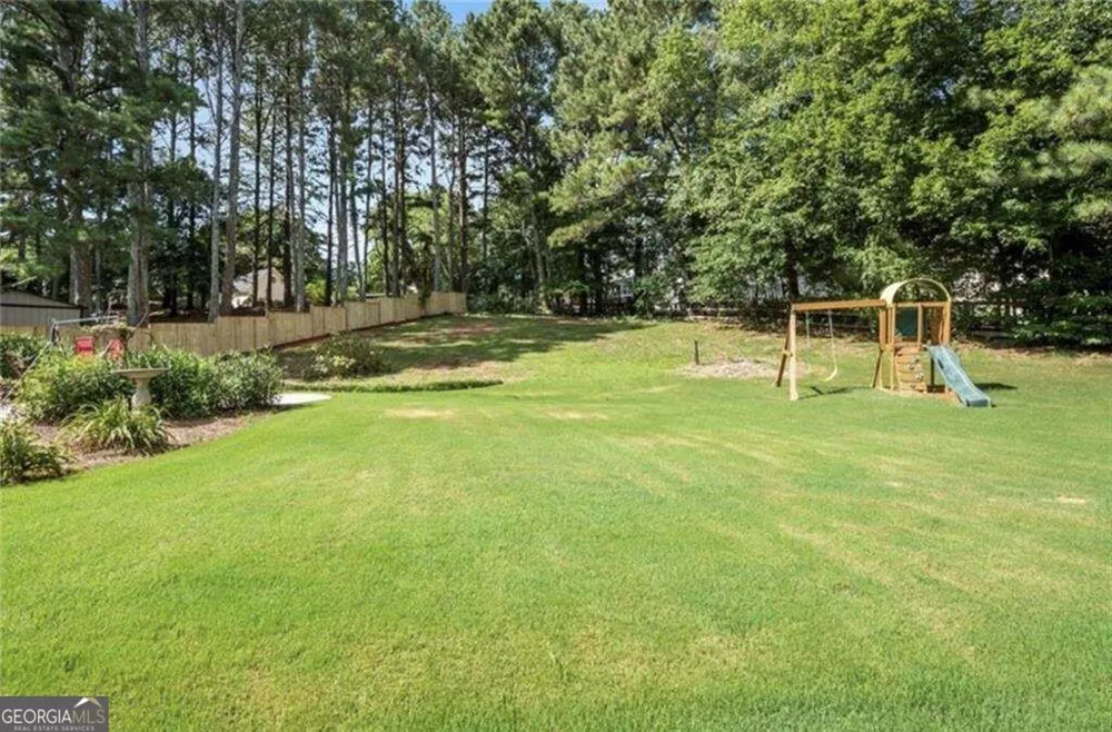 392 Heritage LN Alpharetta, GA 30009