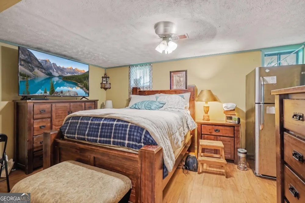 5228 Tina CT Stone Mountain, GA 30083