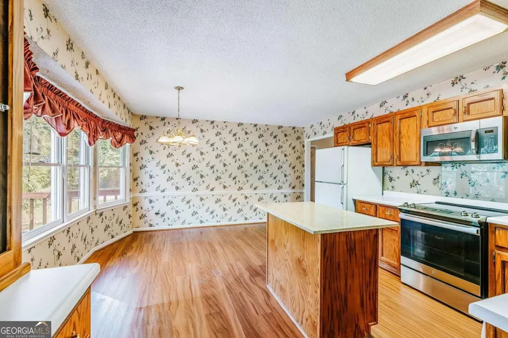28 Springlake Estates Crawford, GA 30630