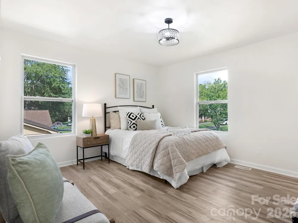 421 Vickery Drive Charlotte, NC 28215