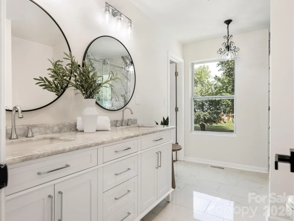 421 Vickery Drive Charlotte, NC 28215