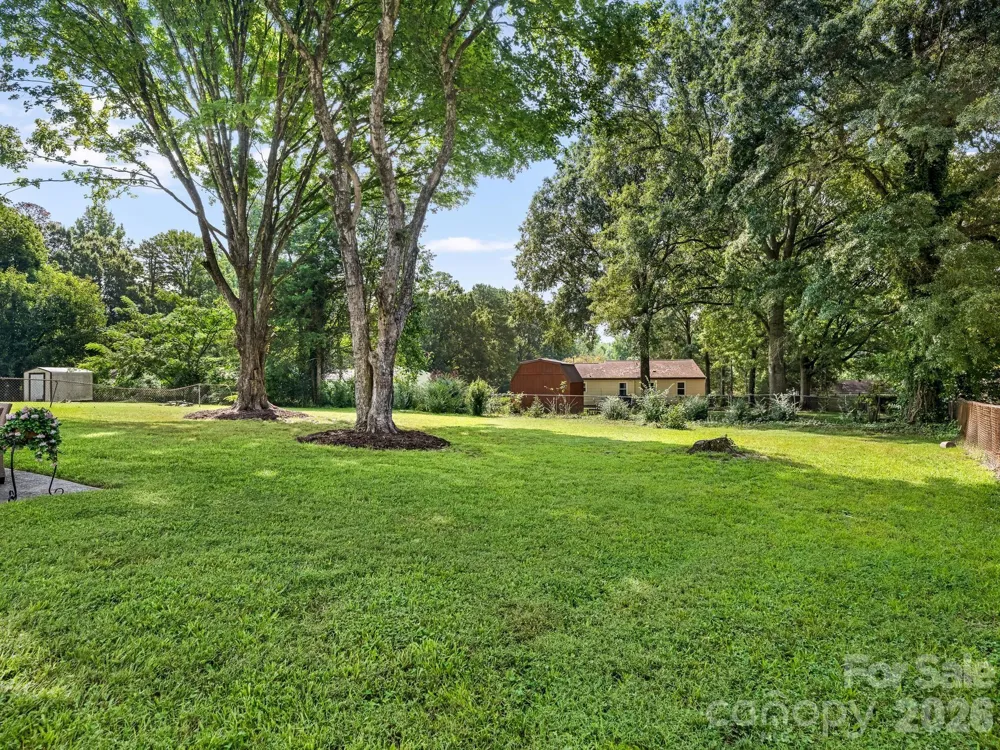 421 Vickery Drive Charlotte, NC 28215