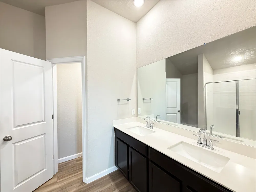 142 Periwinkle Lane Bastrop, TX 78602