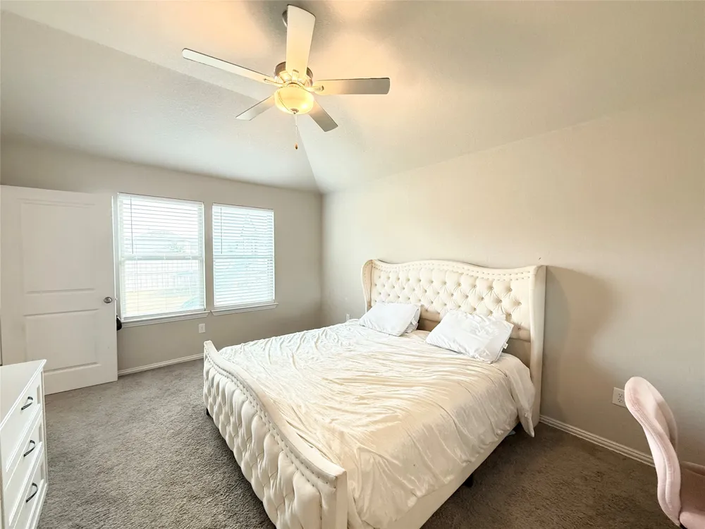 142 Periwinkle Lane Bastrop, TX 78602
