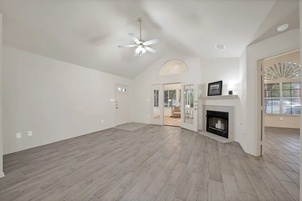 6132 Haley Lane Fort Worth, TX 76132