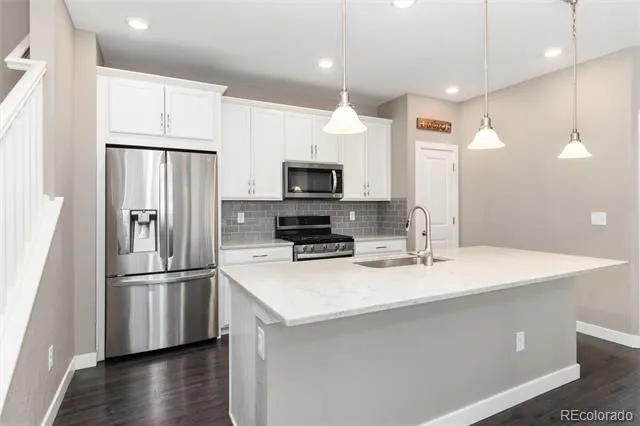 7588 S Zante Court Aurora, CO 80016