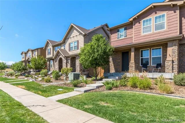 7588 S Zante Court Aurora, CO 80016