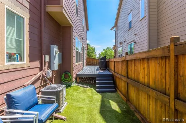 7588 S Zante Court Aurora, CO 80016