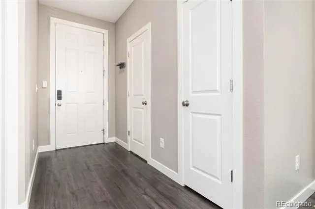7588 S Zante Court Aurora, CO 80016
