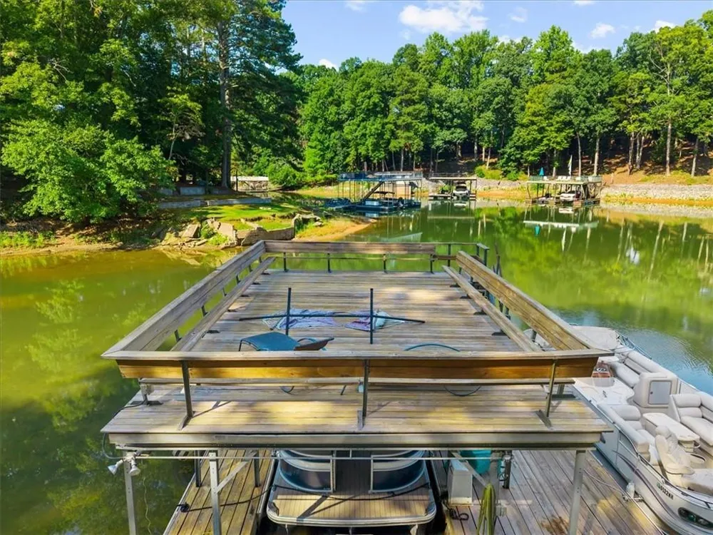 5823 Lakeshore Drive Buford, GA 30518