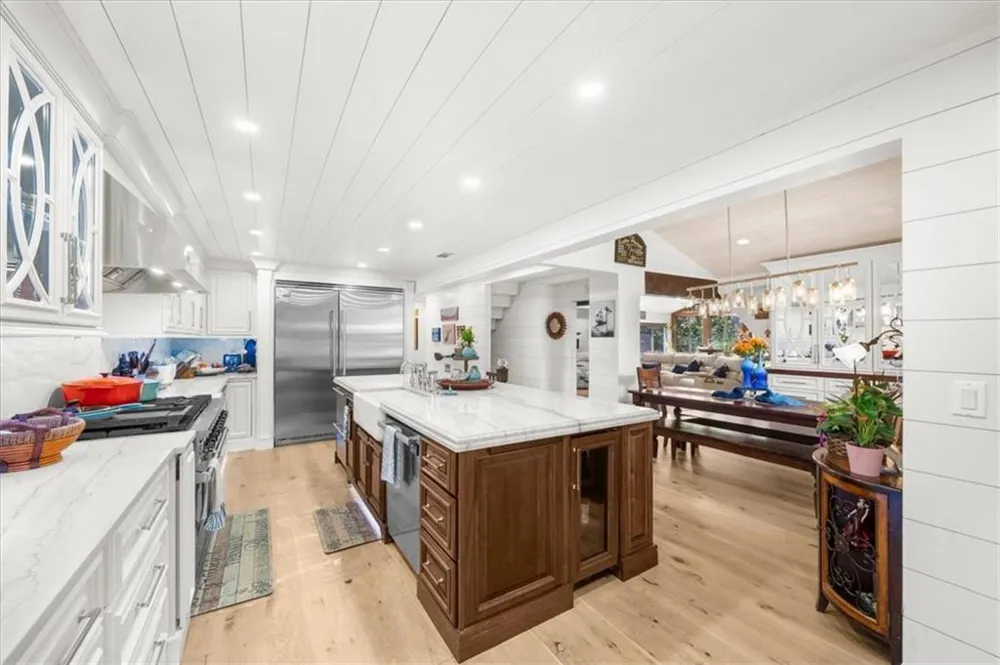 5823 Lakeshore Drive Buford, GA 30518