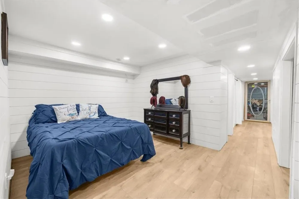 5823 Lakeshore Drive Buford, GA 30518