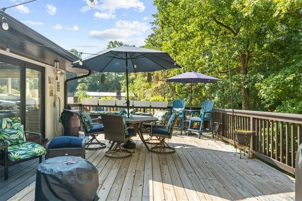 5823 Lakeshore Drive Buford, GA 30518