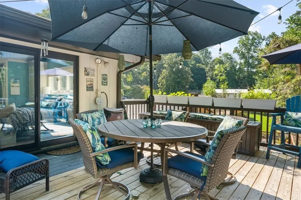 5823 Lakeshore Drive Buford, GA 30518