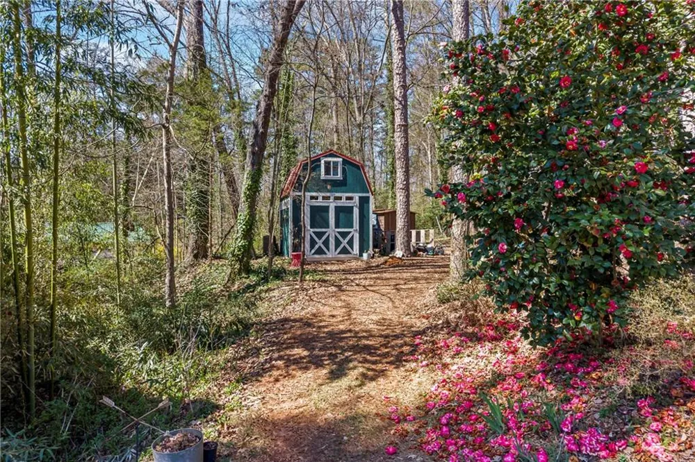 572 Imperial Drive Martin, GA 30557