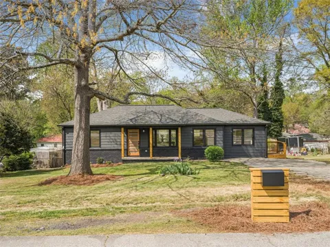 960 Pine Forest Drive SW