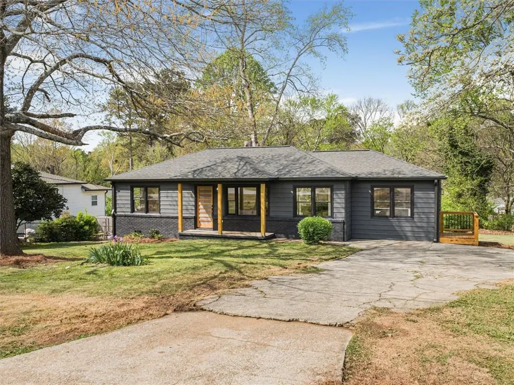 960 Pine Forest Drive SW Mableton, GA 30126