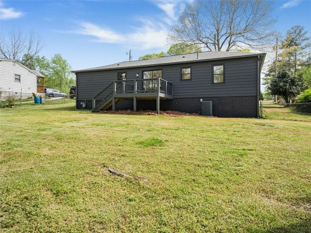 960 Pine Forest Drive SW Mableton, GA 30126