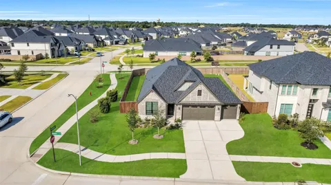 3703 Bolsover Drive