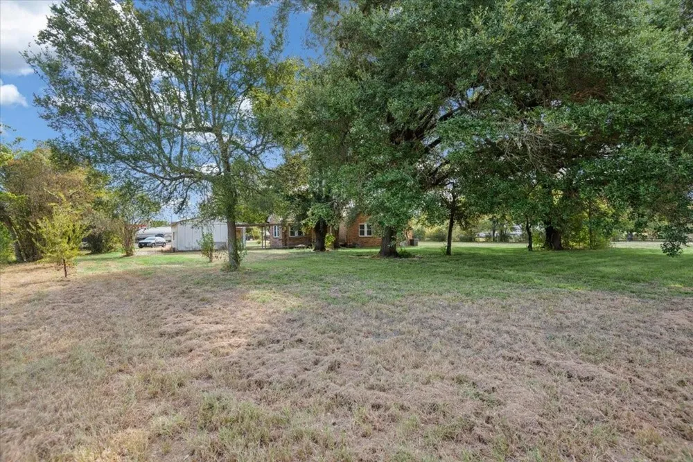903 La Salle Street Navasota, TX 77868