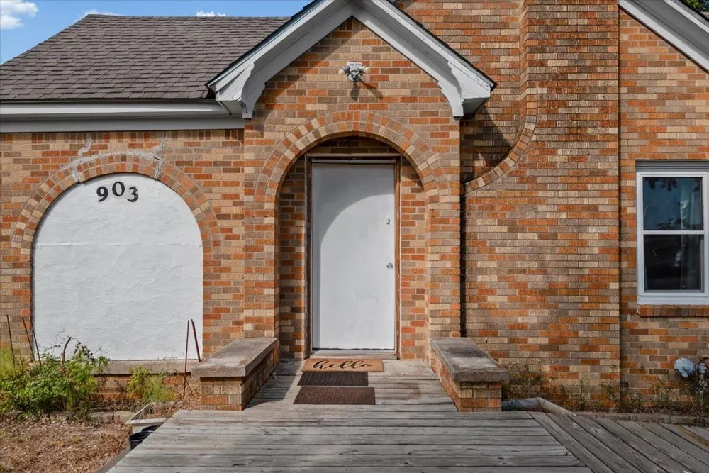 903 La Salle Street Navasota, TX 77868