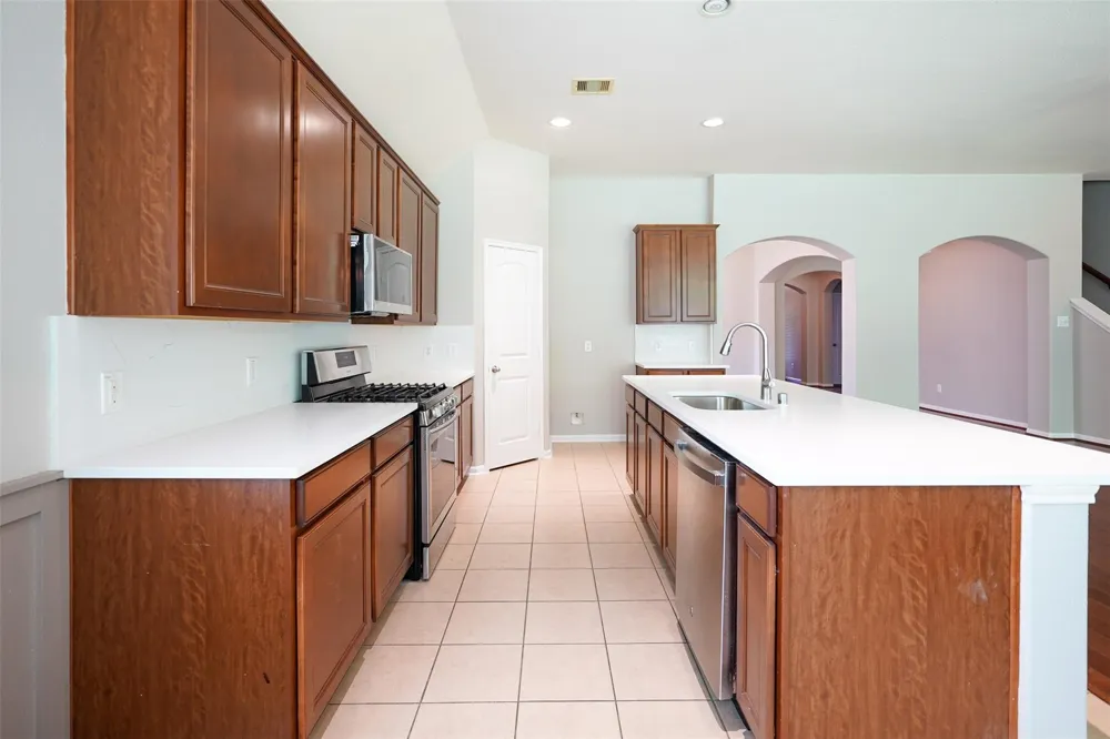 28038 Emma Gardens Lane Spring, TX 77386