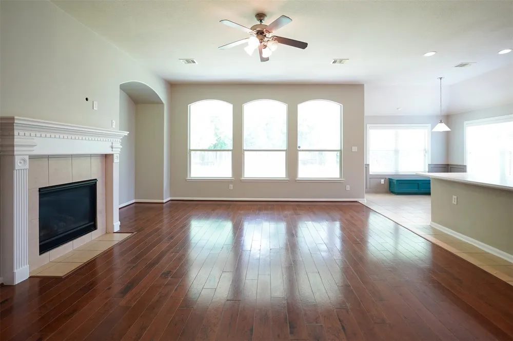 28038 Emma Gardens Lane Spring, TX 77386