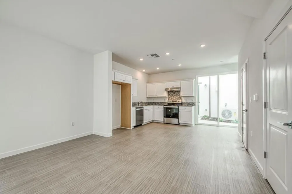 603 Santa Ynez Way #E Marina, CA 93933