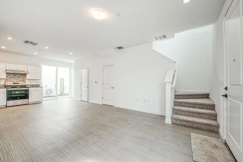 603 Santa Ynez Way #E Marina, CA 93933